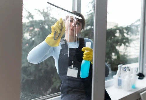 Nettoyage de vitres intérieures et extérieures à Beaucourt